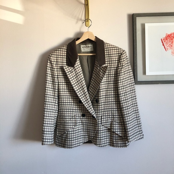 Grey and Taupe Plaid Cropped Blazer - Picture 2 of 10